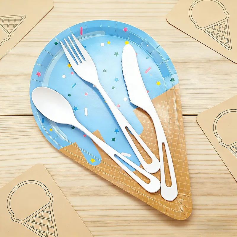 Milieuvriendelijk druppelvormig plastic bestek